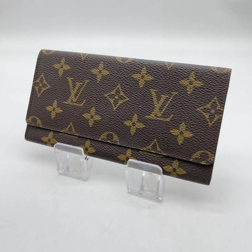 Louis Vuitton Monogram Porto Yen Cult Credit W/Box - Picture 3 of 14